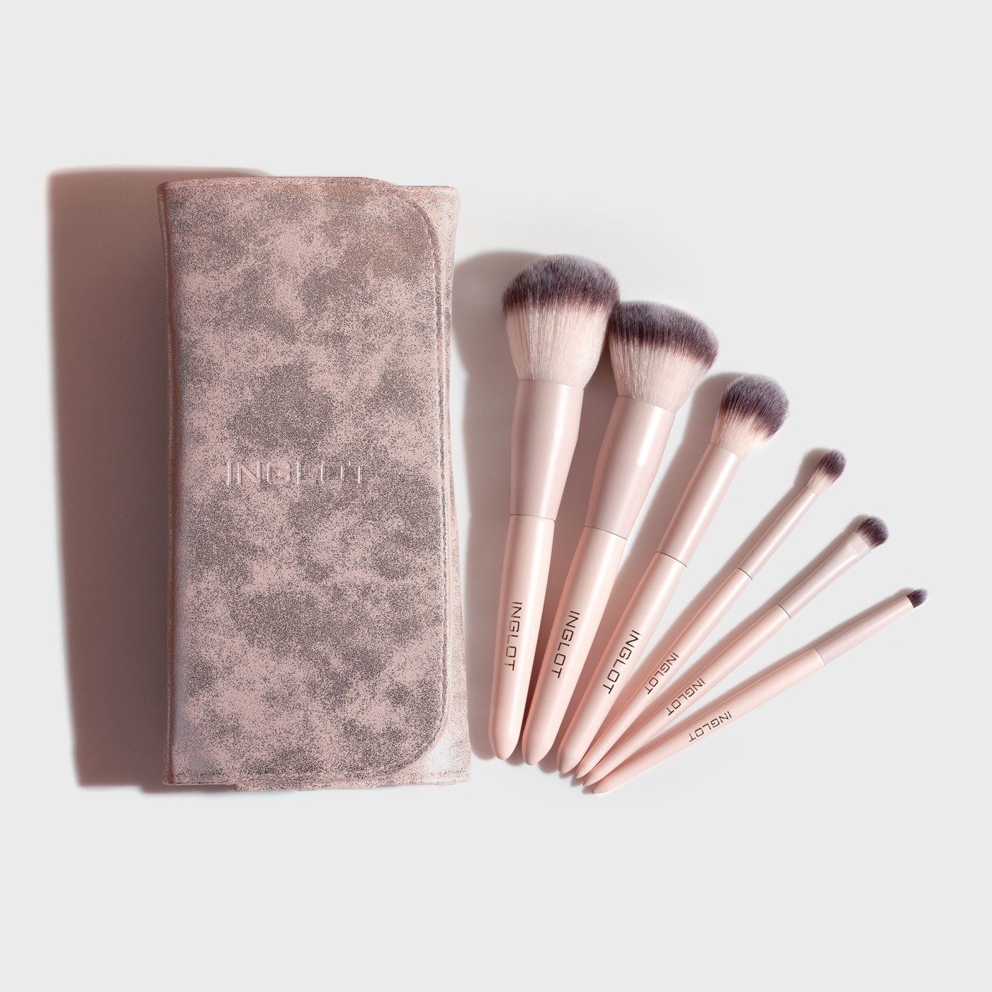 Faceți clic pentru a mări Set de Perii - INGLOT 40 YEARS OF CELEBRATING YOUR BEAUTY