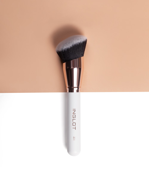 INGLOT PlayInn Makeup Brush 201 INGLOT PlayInn Makeup Brush 201