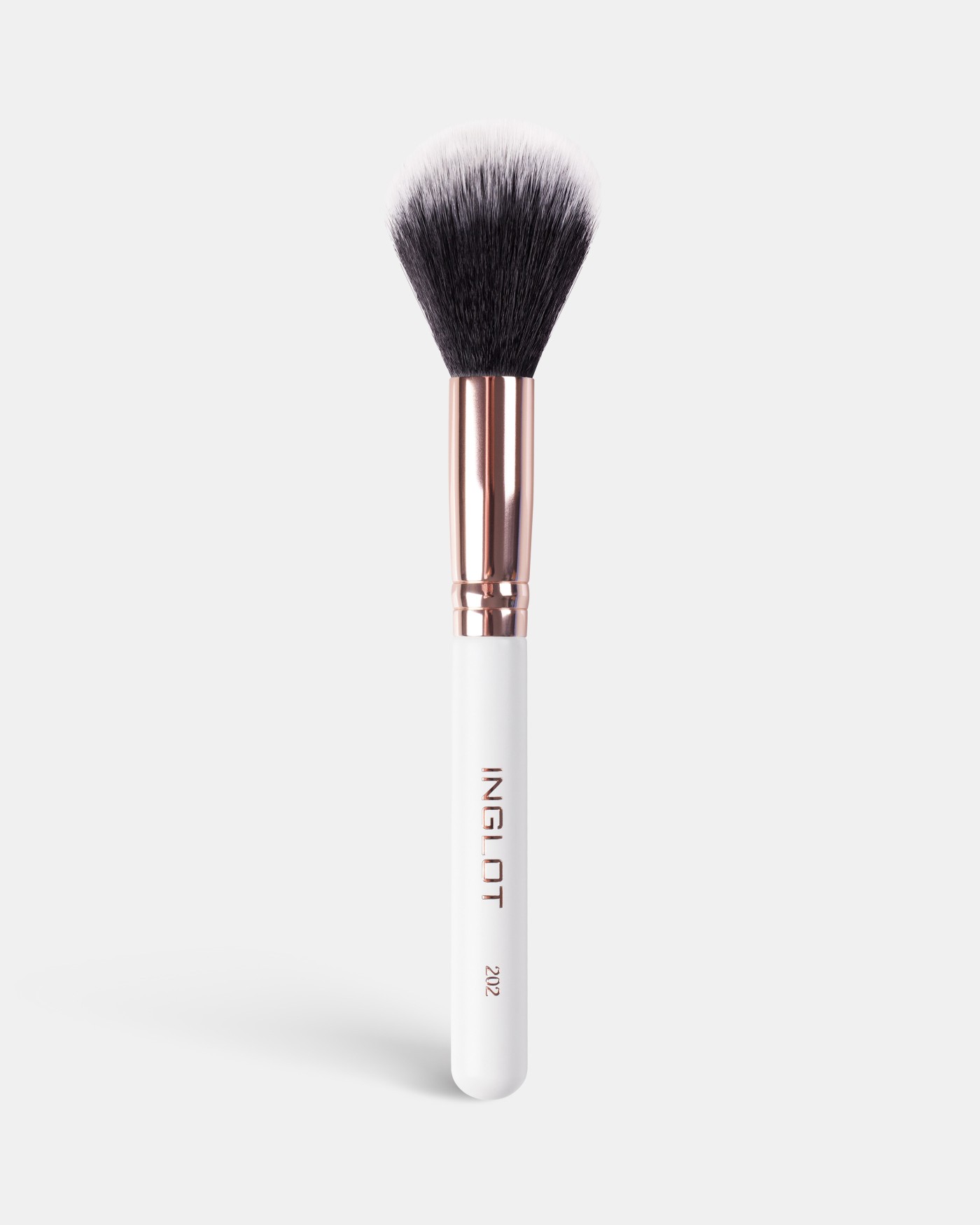 Нажмите для увеличения INGLOT PlayInn Makeup Brush 202