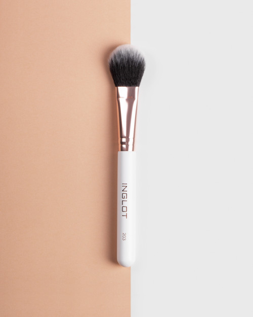 INGLOT PlayInn Makeup Brush 203 INGLOT PlayInn Makeup Brush 203