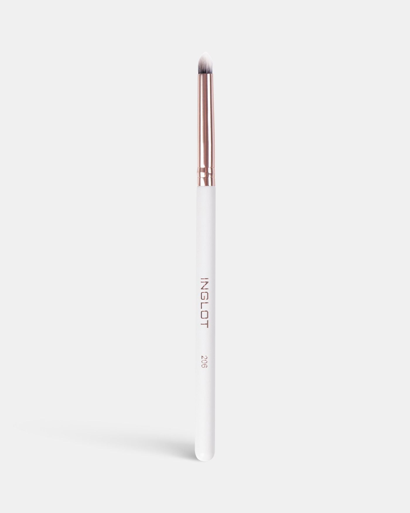 Faceți clic pentru a mări INGLOT PlayInn Makeup Brush 206