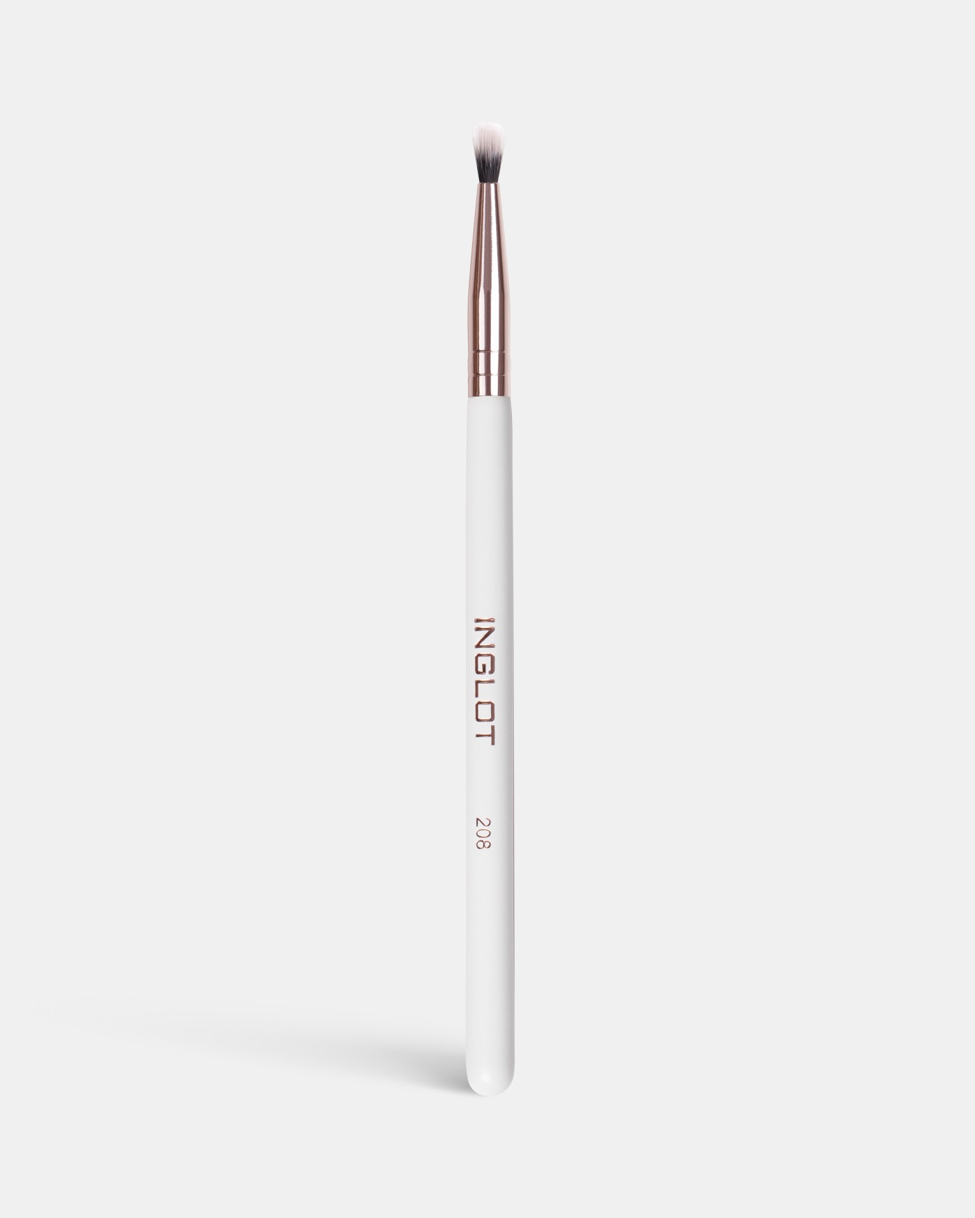 Faceți clic pentru a mări INGLOT PlayInn Makeup Brush 208