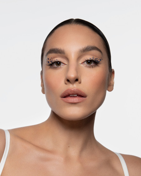 EYELINER-STILOU PENTRU OCHI ONE MOVE LIQUID