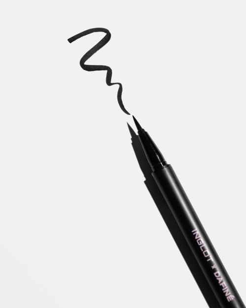 INGLOT X DAFINÉ Set pentru Machiajul Ochilor și Buzele INGLOT X DAFINÉ Set pentru Machiajul Ochilor și Buzele