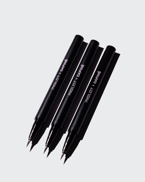 INGLOT X DAFINÉ Set pentru Machiajul Ochilor și Buzele INGLOT X DAFINÉ Set pentru Machiajul Ochilor și Buzele