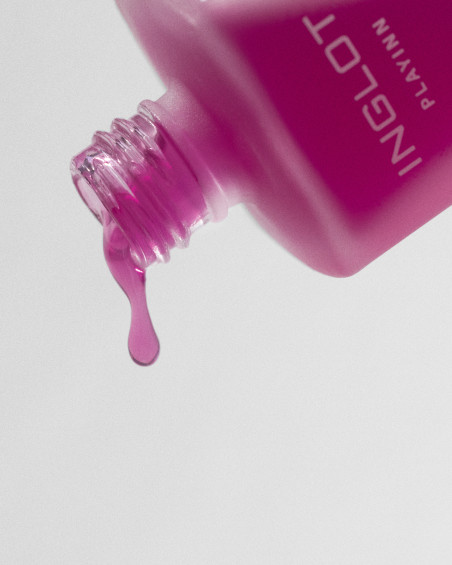 Tratament fortifiant pentru unghii INGLOT PLAYINN Berry Strong