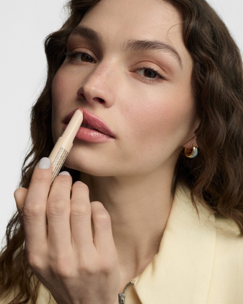 Balsam de buze Lip Volume Tinted Lip Balm Balsam de buze Lip Volume Tinted Lip Balm