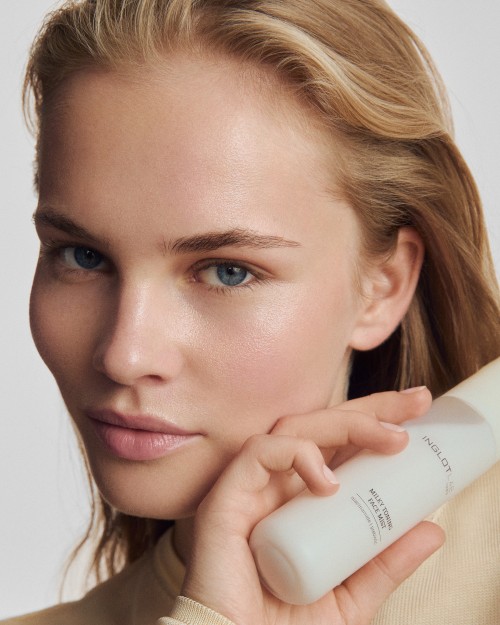 Молочный тонизирующий мист для лица Inglot Lab Milky Toning Face Mist Молочный тонизирующий мист для лица Inglot Lab Milky Toning Face Mist